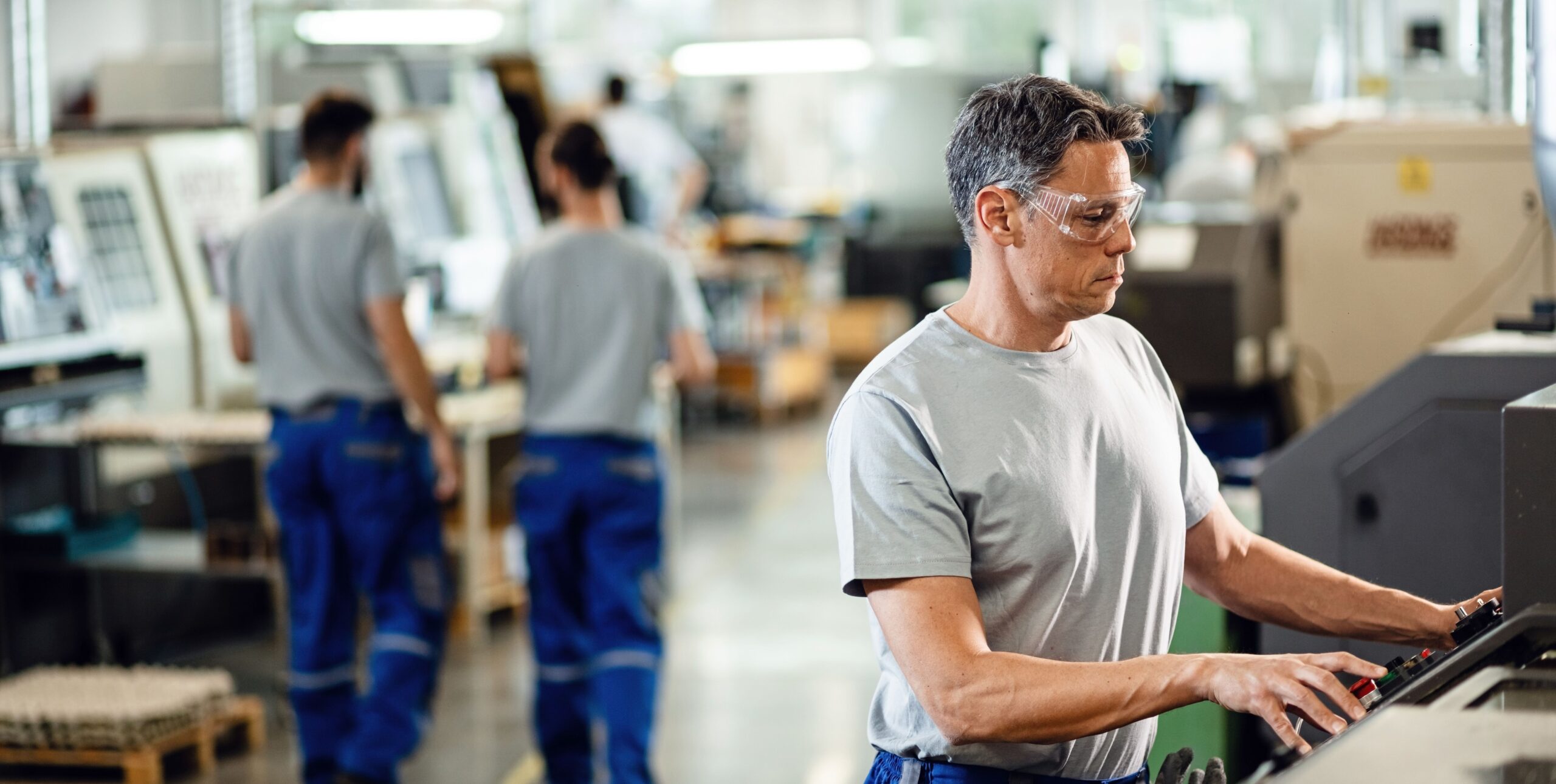travail usine, travailleurs, enjeux SSCT, conditions de travail